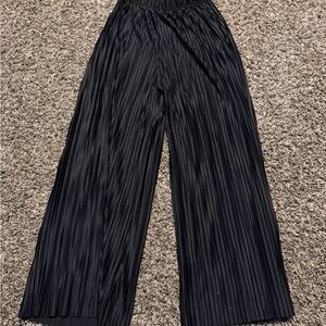 Black Pleated Wide-Leg Pants